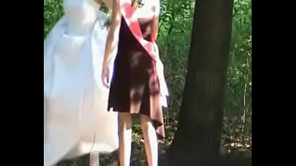 thumb pissing