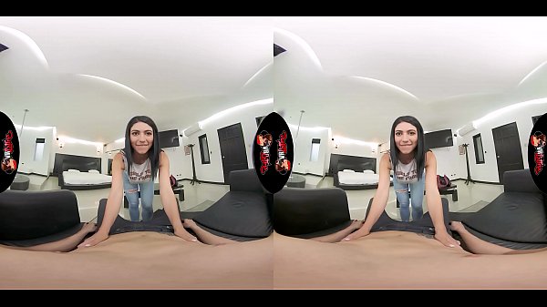 VRLatina.com - Sexy Ass, Cute Face Babe in 5K VR