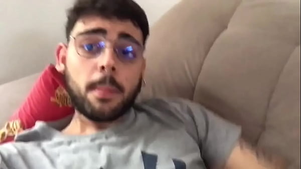 Download Video - Lukinhas falando putaria ate gozar tt - &commat;lukinhas sex