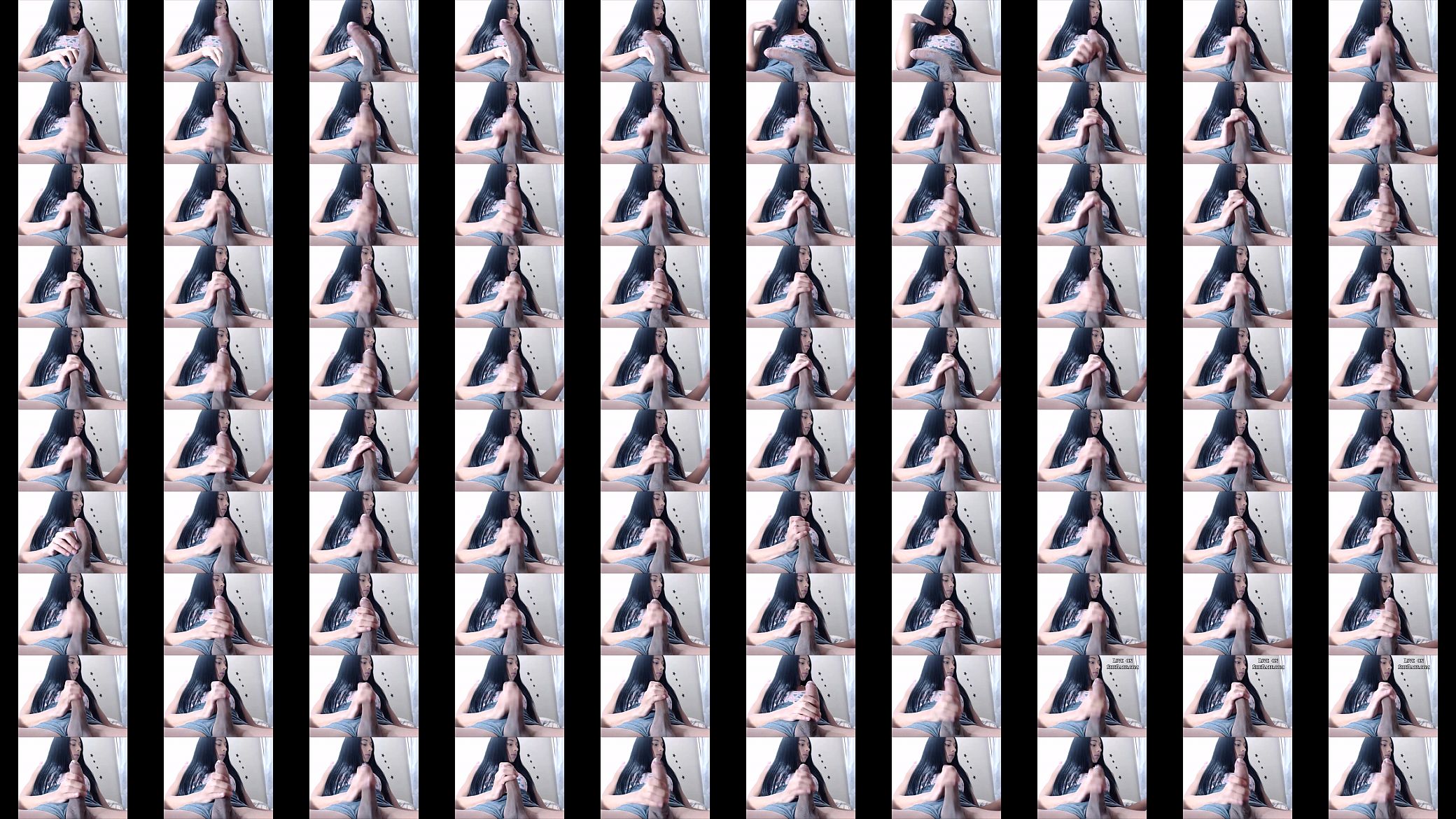 OMG Teen Shemale With a Huge Cock 预览图