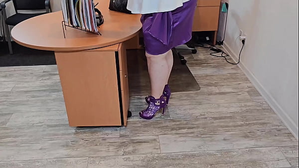 Download Video - Boss caught secretary masturbating at her desk in public office and fired her &lpar;first day on the job&rpar;