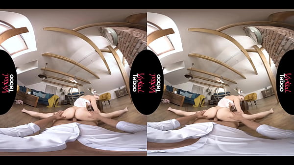 VIRTUAL TABOO - Split On 's Cock