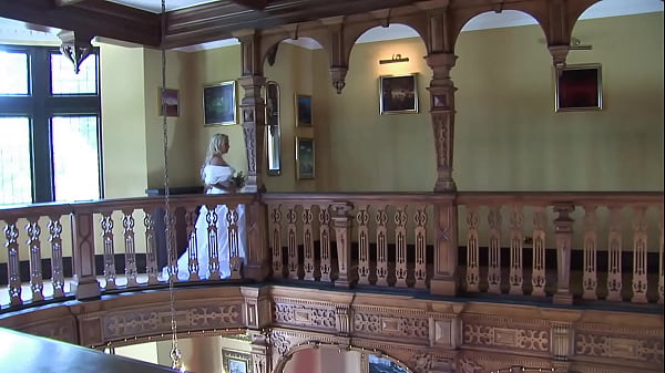 Savannah Gold Has Erotic Sex With A Masked Stranger