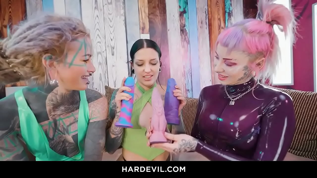 LESBIANAS TATUADAS, ANAL ABIERTO DE 3 VÍAS - Anuskatzz, Morea Black, Kellie Panther
                     anal lesbian hardcore ass petite gaping threesome deepthroat toys latex gonzo ass to mouth black hair caucasian bubble butt natural tits evil angel hd porn colored hair evilangel hd muchos negros