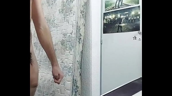 Download Video - 5 minutos masturbandome&comma; mostrando mi cuerpo&comma; culo&comma; pene&comma; huevos y pecho peludo LapijARG