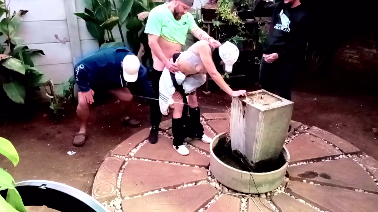 Casi me despiden de los servicios de jardinería, joder a mi esposa
                      babe skinny amateur pussy fucking banana big cock small tits slime slimthick dripping wet pussy slim waist skinny body muchos negros