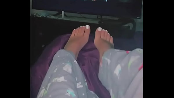 Sexy white toes