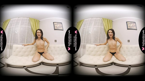 Download Video - Solo cock teaser&comma; Margot Hairy is masturbating&comma; in VR