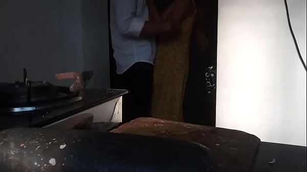 Indian saali ki apni jiju ke sath ghapaghap video