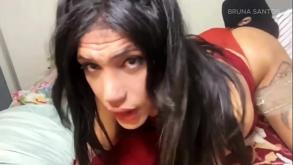 Download Video - TRANS GOSTOSA DANDO GOSTOSO P1