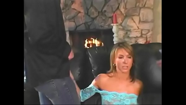 Download Video - Hot blonde mommy Janet Alfano gets her twat and tight asshole fucked by two dicks and dildo