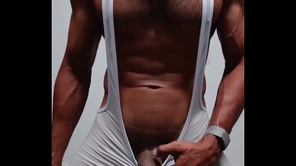 You wanna wrestle with me?