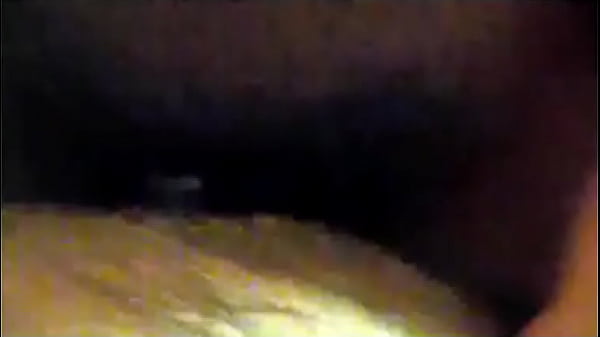 Dani Baise À L'hôtel