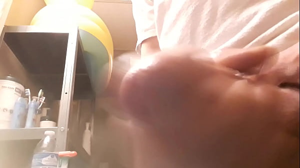 Download Video - Cumming hard