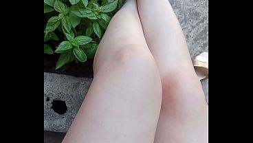 GretaLa - in cortile fa' prendere aria alla fica