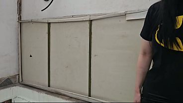 PRIMER SQUIRT ... SEXO ANAL Y LE HAGO VENIRSE HASTA MOJAR LA CAMA