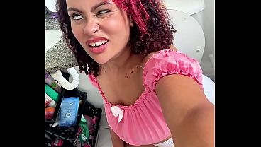 Chubby Girl Fart Loud Rips with Silly Goofy Faces Reactions