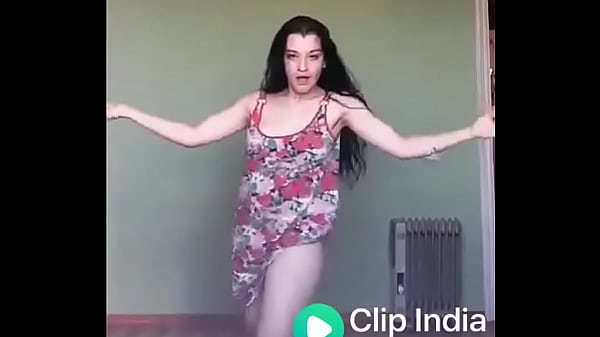 Sandra Hot dance from France