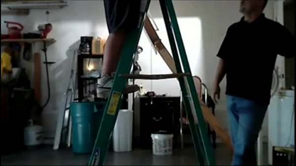 Download Video - fontanero y su POLLON