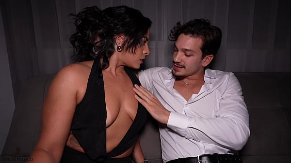 after a group dinner, I take this BBW Venezuelan at home
