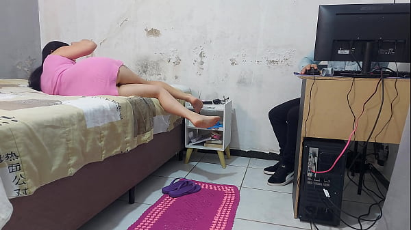 Lonely Housewife Can't Resist the Internet Technician and Makes Her Husband a Fool!