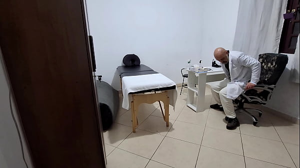 A MILF gets fingered by the proctologist during an anal exam.