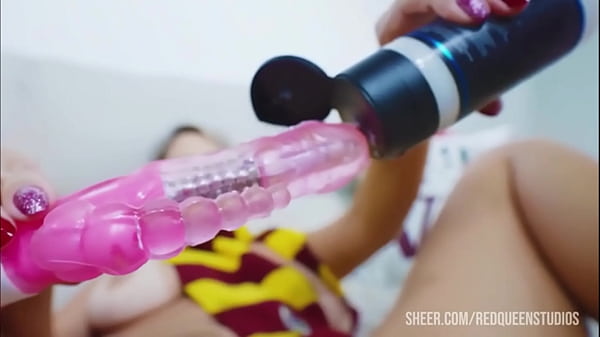 A PUTA DE HOGWARTS ENCAROU A SEX MACHINE - THE HOGWARTS WHORE TOOK ON THE SEX MACHINE