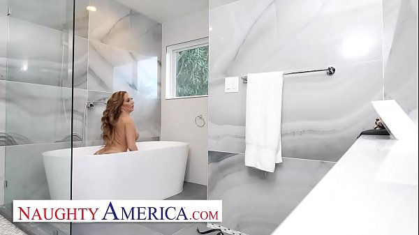 Naughty America - Richelle Ryan fucks her 's perverted friend