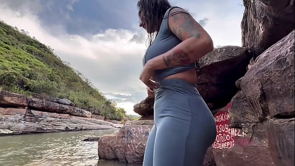 Download Video - follando con desconosido por dinero en el rio