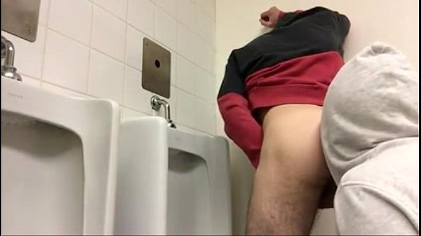 Download Video - 2 guys fuck in public toilets