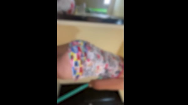 I jerk off behind my stepsister while she orders, I tell her that she must obey me because I am the man! dialogues in spanish