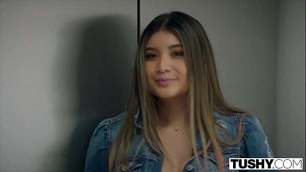 TUSHY Brenna Sparks Wants To Be Gaped By A Married Man
