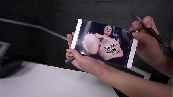 That's a small taste of... #AssCollectorWatch till the end. ScarlettAlexi3 MichaelFly23