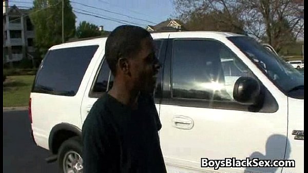 Black Muscular Gay Dude Fuck Anally White Twink...