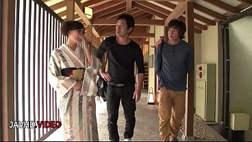 Aoi Mizuno's Wild Outdoor Threesome with Double Blowjob 8 min