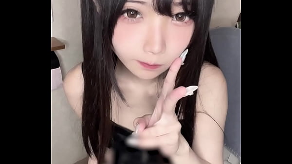 Black Twin-tails Peeing Masturbation