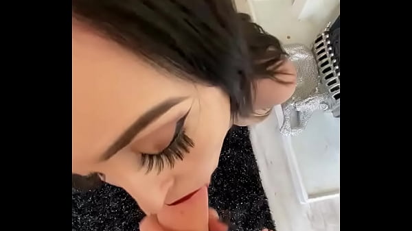 Download Video - Ellie Louise and alpha maleXxl He came all over my tits &excl;