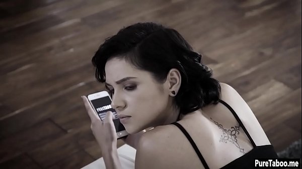 Download Video - Petite babysitter teen fucked first day on her new job