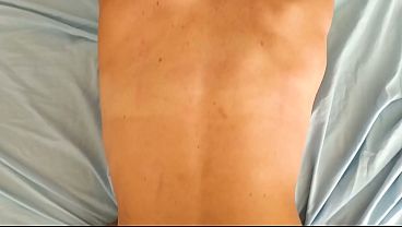 Pongo a mi vecinita rubia de perrito