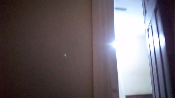 MEU MARIDO ME SURPREENDEU DE NOVO ARRUMOU UM NOVINHO DO FUTBOL  O SAFADO ME COMEU TODINHA,SOCOU BEM FORTE A ROLA EM MIM,TRANSAMOS NA BEIRA DA ESTRADA ATE O PAUZUDO JORRAR SUA PORRA NO MEU CUZINHO