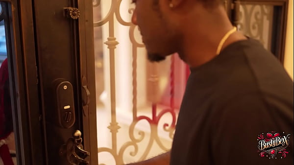 FILLING SANTANA RED HUGE LATINA PUSSY