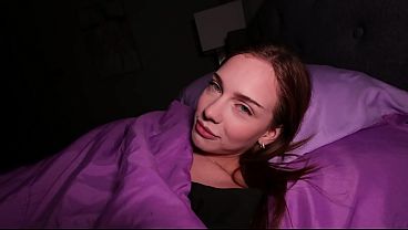 Sharing A Bed With My Little Step Sis - Venus