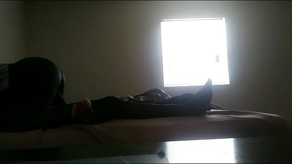 thumb nice ass ebony riding
