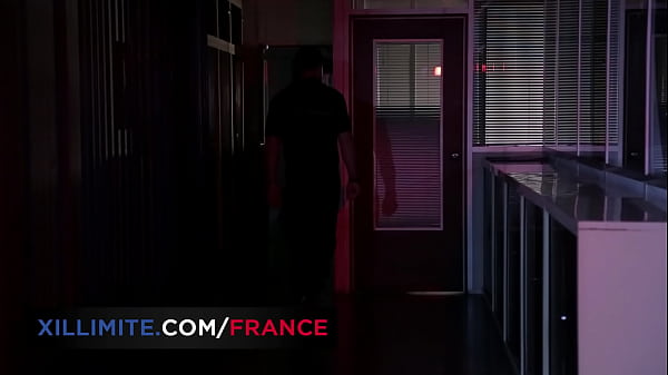 Anal sex at the office with the security guard