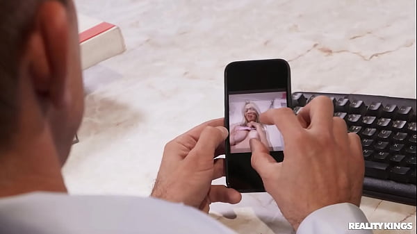 College Slut Gets Prof And Janitor Threesome / Reality Kings