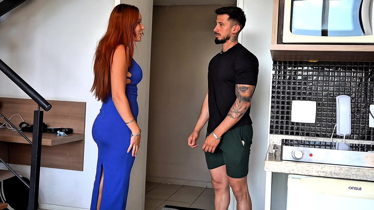 Hermosa pelirroja brasileña no puede pagar la entrega con dinero, así que paga con sexo duro.
                    latina babe blowjob amateur homemade pussy fucking pierced clit beauty missionary big tits gostosa redheads culona cum in mouth wild sex muscular guy muchos negros