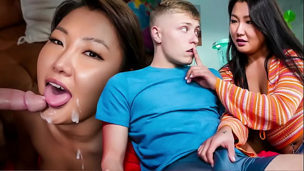 My Stepmom Horny Bored Housewife Parker Sims, J...