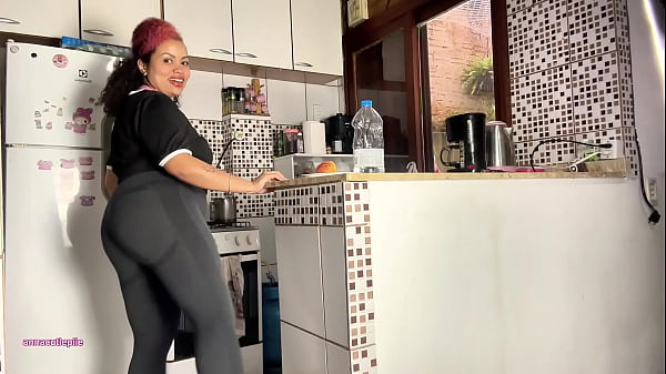  Gassy Ebony Farting And Burping In Skirt And Leggings