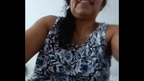 Madura Latina Juega Para Ti