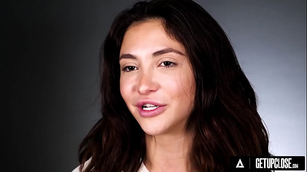 Download Video - UP CLOSE - How Women Orgasm With Petite Jane Wilde&excl; INTENSE EYE ROLLING HITACHI ORGASM&excl; FULL SCENE